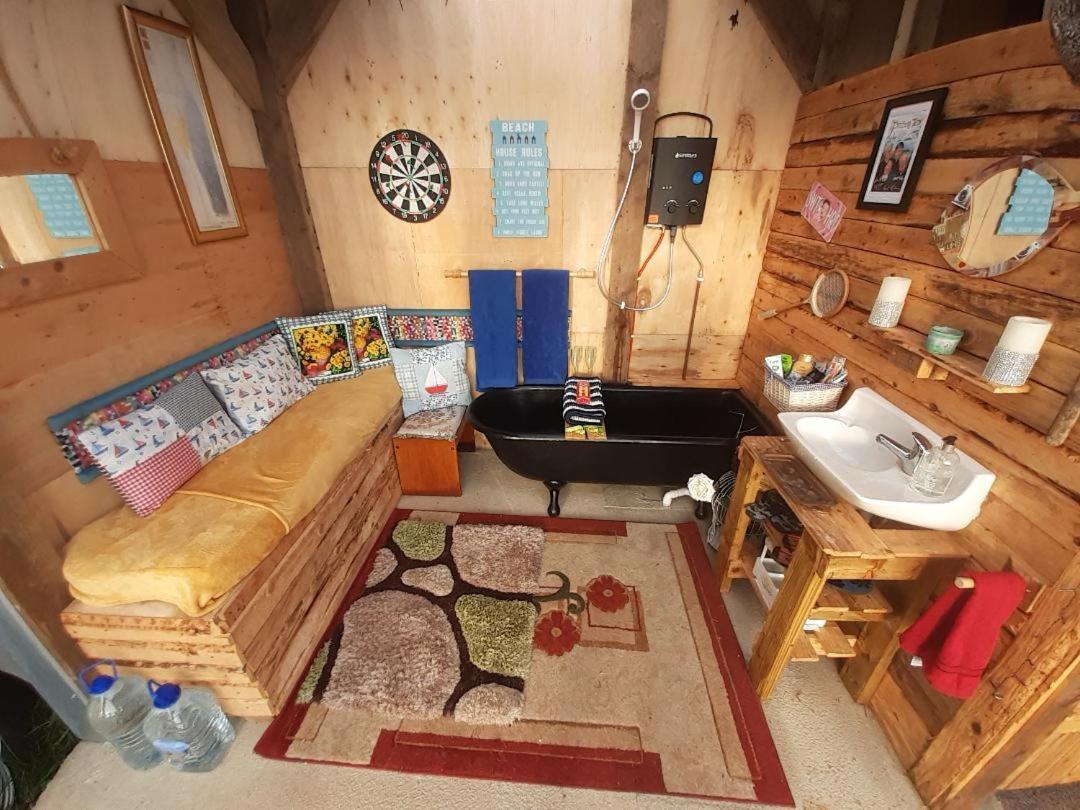 Father Ted Retro Caravan! Drumaville 외부 사진